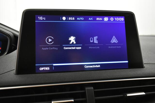 Peugeot 3008 1.2 PureTech Blue Lease Executive Trekhaak Navi Parkeersensoren