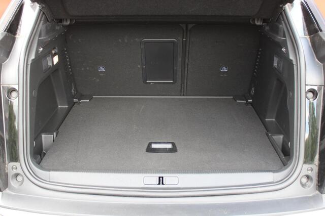 Peugeot 3008 1.2 Hybrid 136PK GT | 360° CAMERA | NAVIGATIE | ADAPTIVE CRUISE CONTROL | APPLE CARPLAY/ANDROID AUTO | CLIMATE CONTROL | 18" LICHTMETALEN VELGEN | DODEHOEK DETECTIE | KEYLESS ENTRY/START | FULL LED KOPLAMPEN | PARKEERSENSOREN VOOR EN ACHTER | DAB+ RADIO |