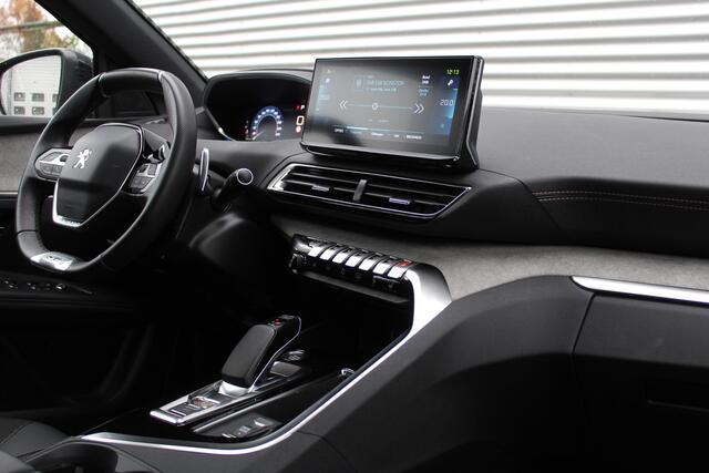 Peugeot 3008 1.6 HYbrid 225 GT | Nachtzicht | Panoramadak | Trekhaak | Navigatie | Camera | BLIS
