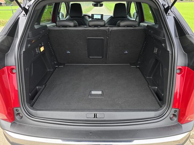 Peugeot 3008 1.2 PureTech Allure - 130 Pk - Euro 6 - Navi - ParkeerCamera