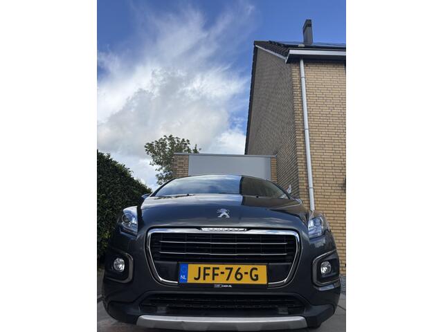 Peugeot 3008 1.2 Turbo Allure 2016 HuD Pano Navi