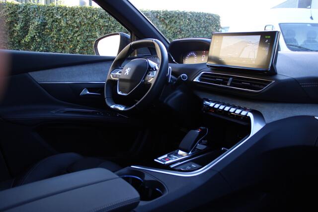 Peugeot 3008 1.6 HYbrid 225 GT | Adaptieve Cruise | BLIS | Camera | Panoramadak | Massage