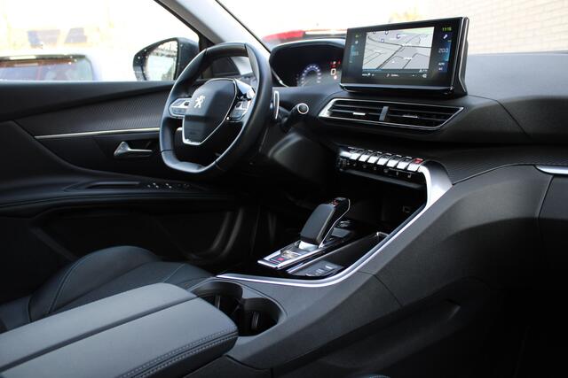 Peugeot 3008 1.6 HYbrid 225 Allure | BLIS | Camera | Cruise control | Navigatie | Trekhaak
