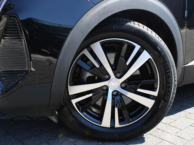 Peugeot 3008 GT 1.6 HYbrid4 300PK EAT8 Automaat Navigatie, Achteruitrijcamera, Panoramadak, Keyless, Parkeersensoren, Apple Carplay, Android Auto