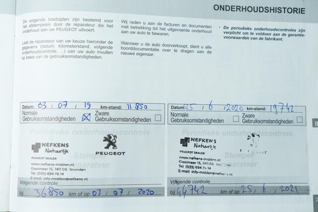 Peugeot 3008 1.2 131 PK Allure Automaat | Clima | Navi | Pdc | Camera | Cruise | | Lmv 18 inch | Led | Dab Audio | Bluetooth | Getint Glas |