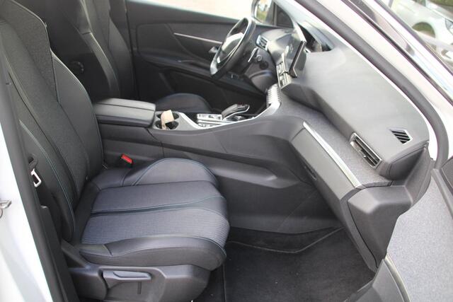 Peugeot 3008 1.6 HYbrid 225 Allure Pack PHEV Automaat Airco Navi Carplay Plug-in