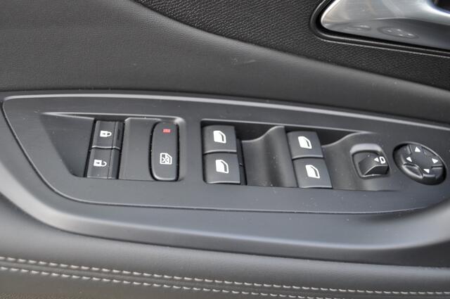 Peugeot 308 1.2 Allure PackC Autom stoelv navi ergo