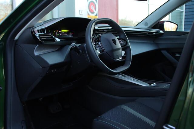 Peugeot 308 1.6 HYbrid 180PK ALLURE PACK BUSINESS | NAVIGATIE 10,25 "TOUCHSCREEN | DRAADLOOS APPLE CARPLAY/ANDROID AUTO | 360° CAMERA | DAB+ RADIO | CLIMATE CONTROL | 17" DIAMAND CUT LICHTMETALEN VELGEN | ADAPTIVE / CRUISE CONTROL | DIGITAAL INSTRUMENTENPANEEL | KEYL