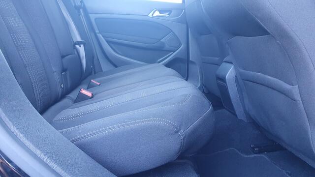 Peugeot 308 SW 1.2 PureTech Blue Lease Premium LED/CAMERA/PANO/NAVI/CRUISE/CLIMA