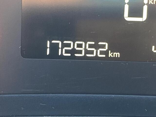 Peugeot 308 SW 1.2 PureTech Blue Lease Premium NL-auto met o.a. pano, navi, LED, camera, etc.