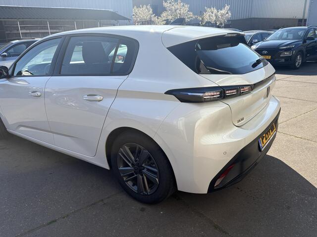 Peugeot 308 1.2 PureTech Active Pack Business