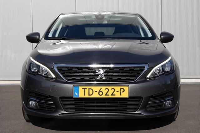Peugeot 308 1.2 PureTech Blue Lease Executive