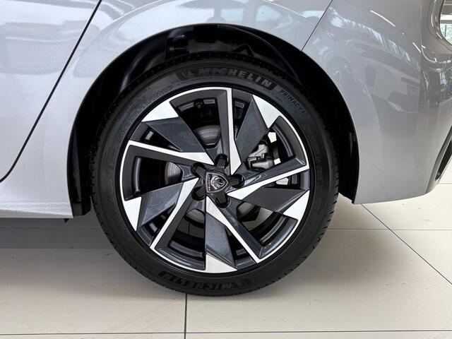 Peugeot 308 1.2 PureTech Allure Automaat | Afneembare trekhaak | Navigatie | 360 camera | Navigatie | Android auto / Apple carplay