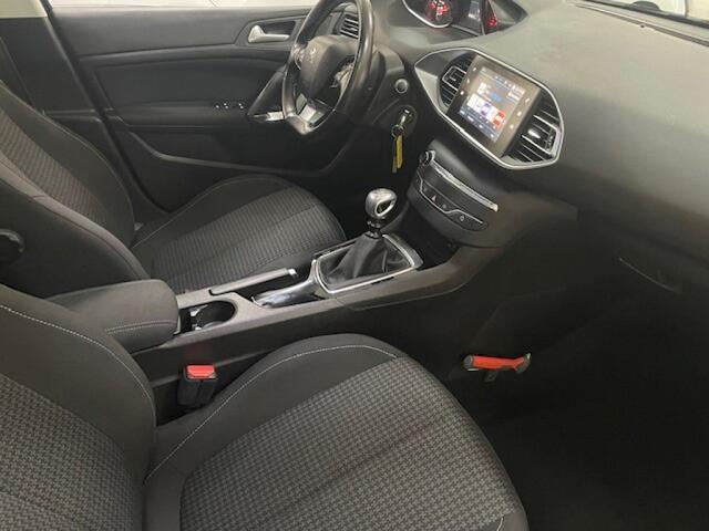 Peugeot 308 1.2 Navigatie Panodak Multimedia Nieuwe Distr.riem