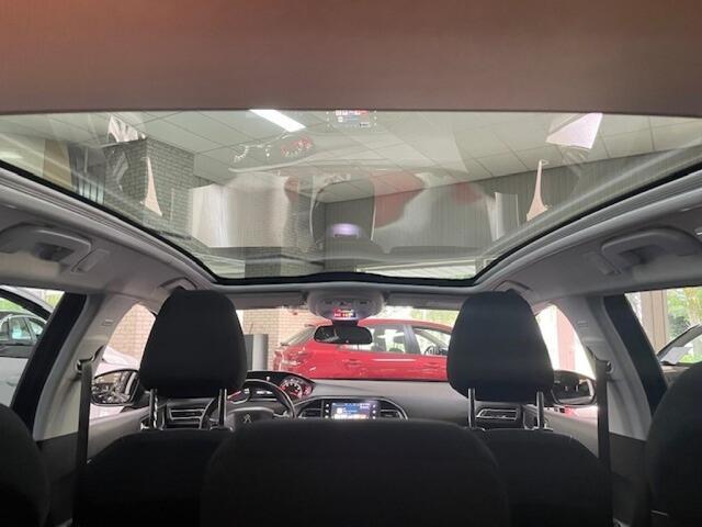 Peugeot 308 1.2 Navigatie Panodak Multimedia Nieuwe Distr.riem