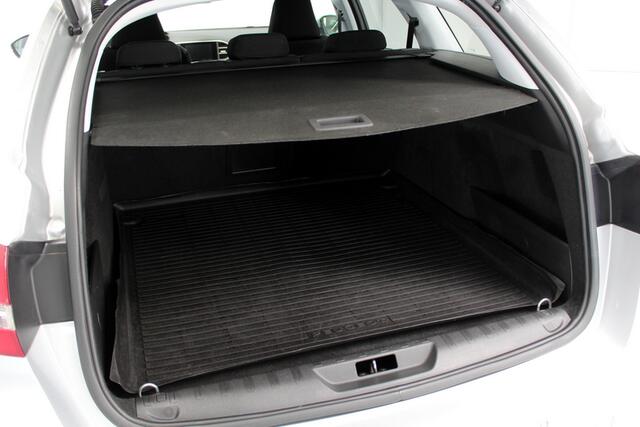 Peugeot 308 SW 1.2 PureTech Style 111PK, NAVIGATIE | CRUISE CONTROLE | PARKEERSENSOREN | CLIMATE CONTROLE