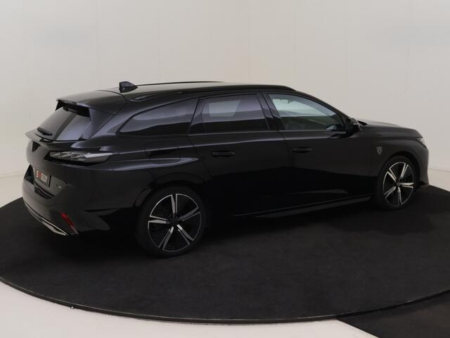 Peugeot 308 1.6 Plug-in Hybrid 225 GT | Leder | Stoelmassage | 360° Camera