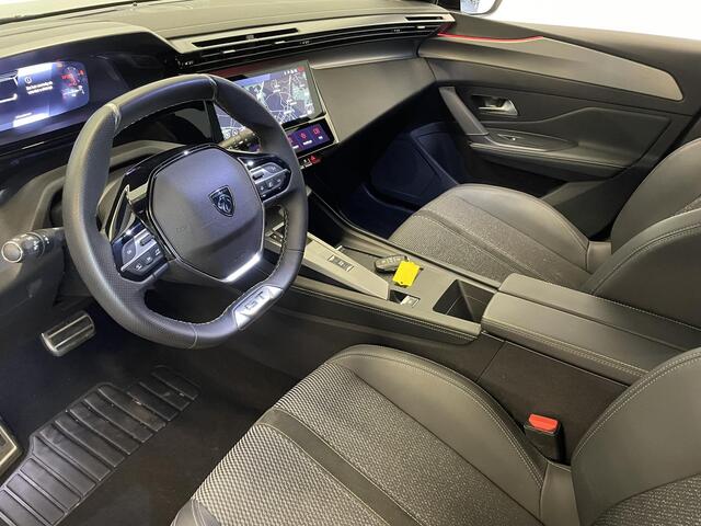 Peugeot 308 1.2 PureTech GT Climate control Adaptive cruise control Parkeersensoren Achteruitrijcamera Navigatie Voorstoelen verwarmd LED Apple Carplay/ Android Auto