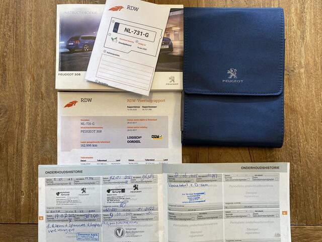 Peugeot 308 SW 1.2 PureTech Blue Lease Executive 163Dkm.NAP, Clima, CC, Pano, Navi, PDC, LM, Trekh, nw. APK - Inruil Mogelijk -