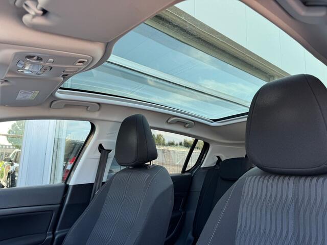 Peugeot 308 1.2 PureTech Blue Lease Executive | Airco | Panoramadak | Cruise control | Elektrische ramen | APK tot 01-10-2025 | NAP |