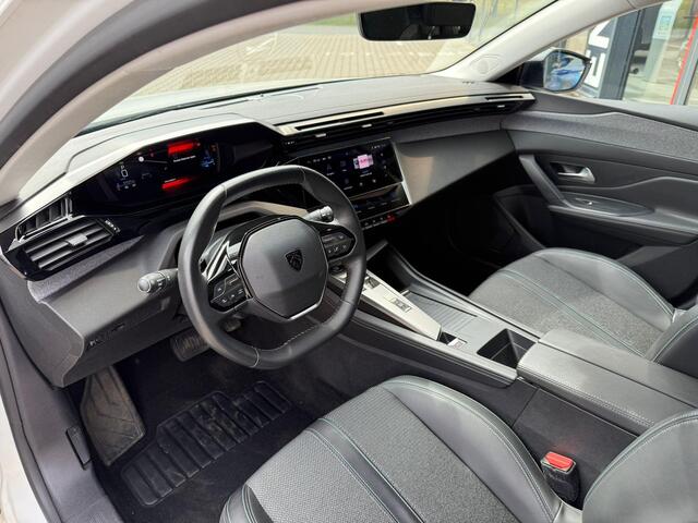 Peugeot 308 1.2 PureTech Allure Pack Business *Trekhaak*