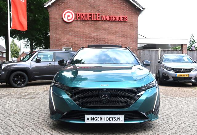 Peugeot 308 SW 1.6 Plug-in Hybrid 180 *** GT *** Open Schuifdak * Navigatie * Stoel- en Stuurverwarmiing * Massage AGR Stoelen * Trekhaak * Vingerhoets; Vierde Generatie Eersteklas Service. Al meer dan 100 jaar........
