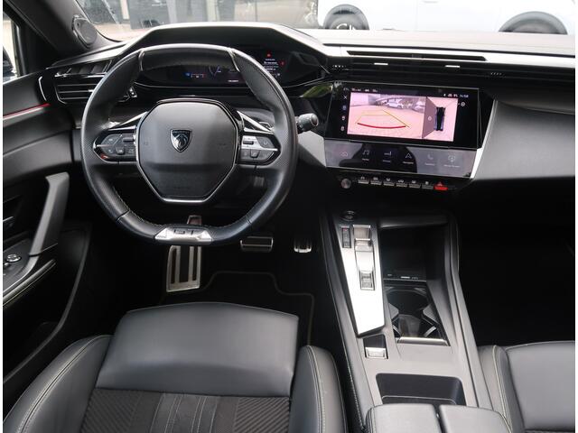Peugeot 308 SW 1.6 Plug-in Hybrid 180 *** GT *** Open Schuifdak * Navigatie * Stoel- en Stuurverwarmiing * Massage AGR Stoelen * Trekhaak * Vingerhoets; Vierde Generatie Eersteklas Service. Al meer dan 100 jaar........