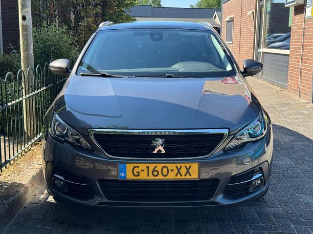 Peugeot 308 SW 1.2 PureTech Blue Lease Executive