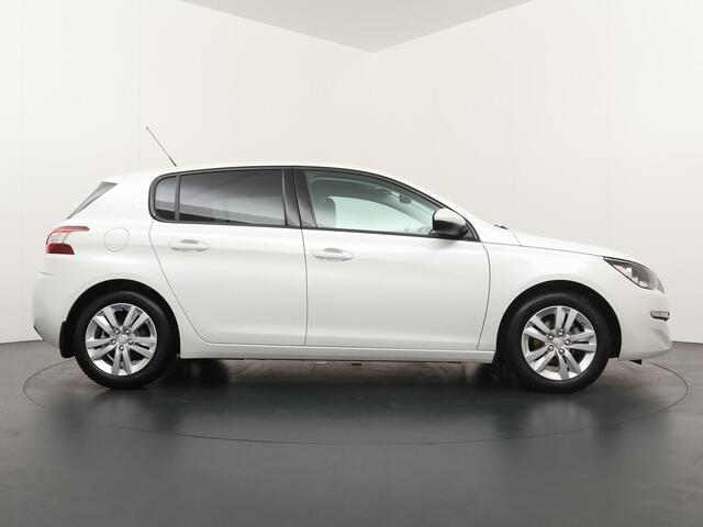 Peugeot 308 1.2 PureTech Active | 66.121 KM | Trekhaak | Cruise Control | Airco |