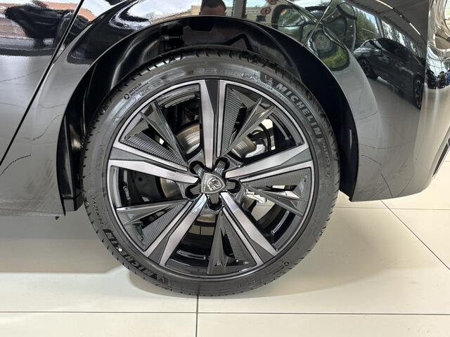 Peugeot 308 1.2 Hybrid 145 e-DCS6 GT