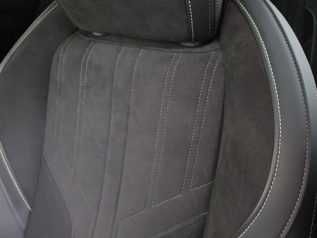 Peugeot 308 1.2 PureTech GT | Navi | Stoel-/stuurverwarming | 360° Camera