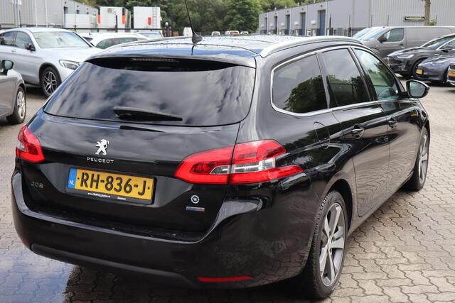 Peugeot 308 SW 1.2 PureTech Blue Lease GT-line Navigatie, Climate control, Cruise control, Panoramadak