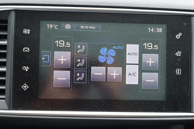 Peugeot 308 SW 1.2 PureTech Blue Lease GT-line Navigatie, Climate control, Cruise control, Panoramadak