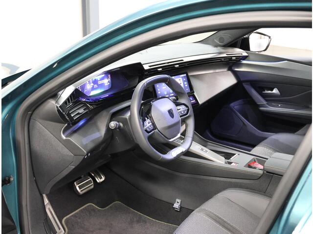 Peugeot 308 SW 1.6 Plug-in Hybrid 180PK GT | AppleCarPlay/AndroidAuto | 18"LMV | Navigatie | Adaptive Cruise Control | Climate Control | 360'Camera | Keyless entry | Privacy Glass | Isofix | Elektrische AchterKlep