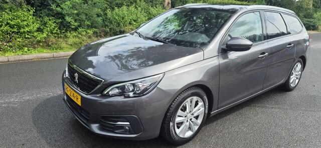 Peugeot 308 1.2 Pure Tech Bleu Lease Executive*panorama*navi*Trekhaak*NAP