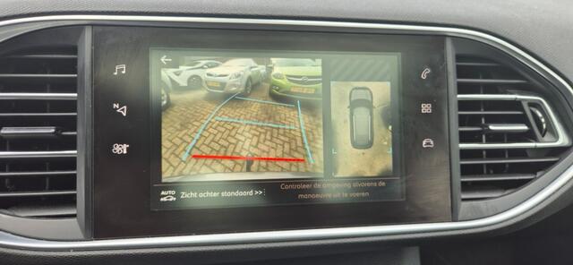 Peugeot 308 1.2 Pure Tech Bleu Lease Executive*panorama*navi*Trekhaak*NAP