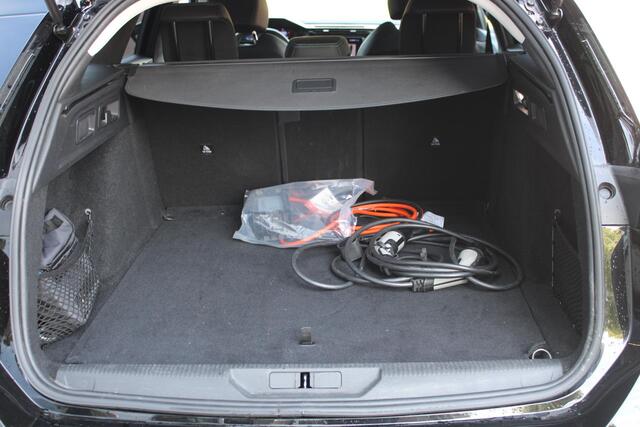 Peugeot 308 SW 1.6 Plug-in Hybrid 180 Allure ADAPTIEVE CRUISE - NAVIGATIE - 2 LAADKABELS