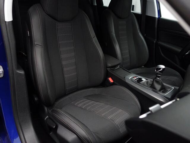 Peugeot 308 SW 1.2 PureTech Allure- Carplay, Android Auto, Camera, Xenon Led, Keyless, Lane Assist, Trekhaak