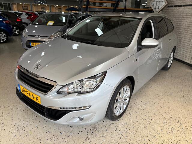 Peugeot 308 1.2 PURETECH STYLE / TREKHAAK / ECC / NAVI / CRUISE / DAB RADIO