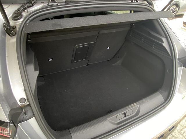 Peugeot 308 1.2T 130pk Automaat GT | FOCAL Audio | Achteruitrijcamera | Full LED | Adaptieve Cruise Control | Navi | Apple Carplay/Android Auto