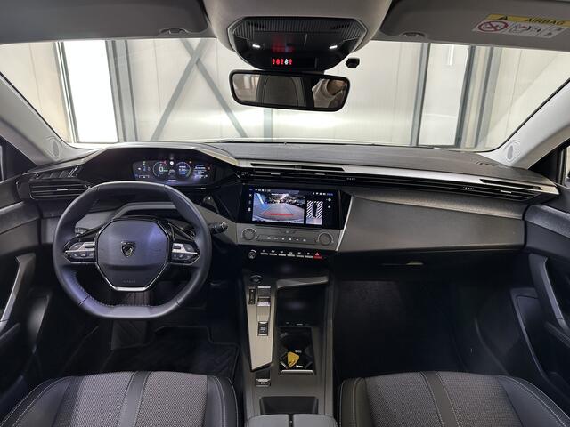 Peugeot 308 1.6 Plug-in Hybrid 180 Allure | Adaptive cruise control | Camera | Carplay