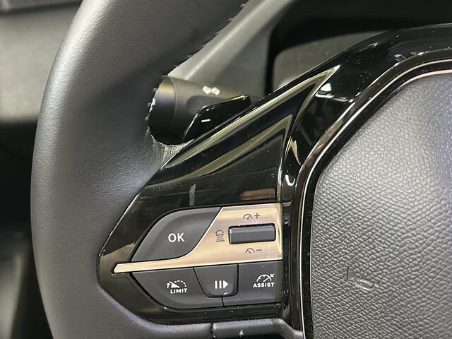 Peugeot 308 1.6 Plug-in Hybrid 180 Allure | Adaptive cruise control | Camera | Carplay