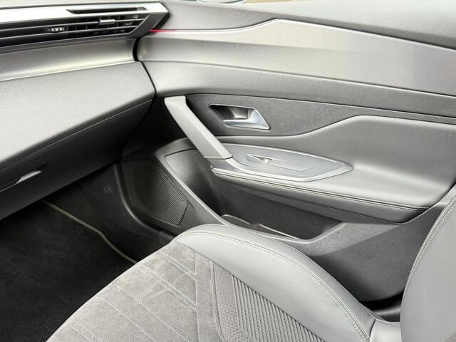 Peugeot 308 1.2 PureTech GT l I-Cockpit l Stoelverwarming l Sfeer l Camera l Navi