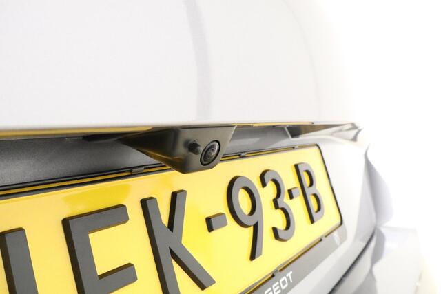 Peugeot 308 SW 1.2 PureTech Allure | Camera & Parkeersensoren V+A | Climate & Cruise control | Stoelverwarming | Navigatie