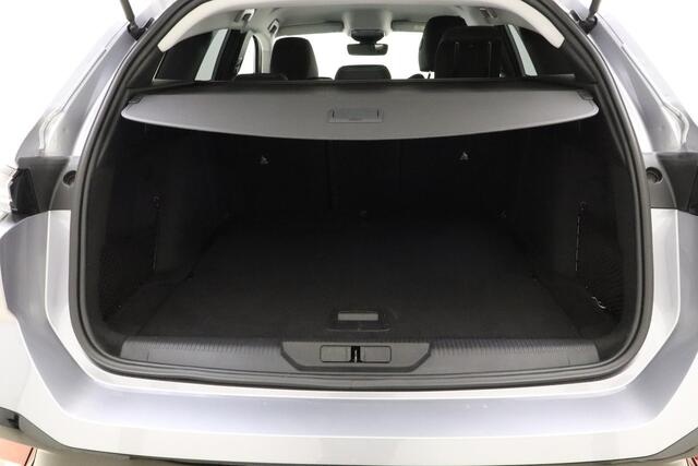 Peugeot 308 SW 1.2 PureTech Allure | Camera & Parkeersensoren V+A | Climate & Cruise control | Stoelverwarming | Navigatie