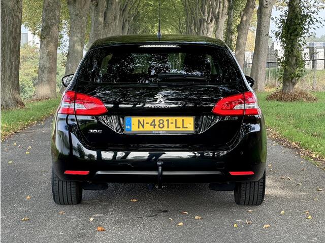 Peugeot 308 SW 1.2 PureTech Blue Lease Allure | 88.000 km | Trekhaak | Apple carplay | GT