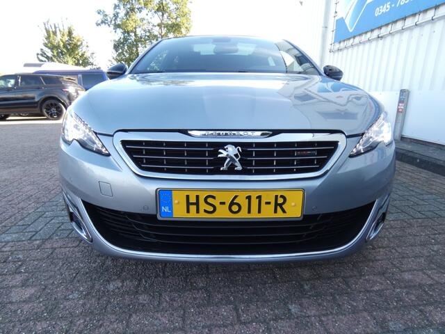 Peugeot 308 1.2 PURETECH GT-LINE Automaat,Pano,Navi,Trhaak,Led