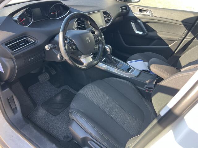 Peugeot 308 SW 1.2 PureTech GT | Nieuw Binnen! | Automaat | Stoelverwarming | Trekhaak