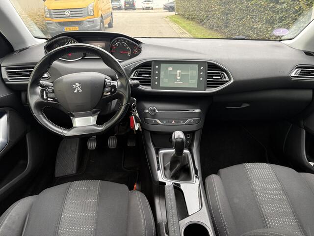 Peugeot 308 SW 1.2 PureTech Blue Lease Executive / NAVI / CRUISE / AIRCO