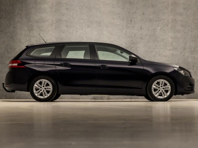 Peugeot 308 SW 1.2 PureTech Sport (APPLE CARPLAY, GROOT NAVI, TREKHAAK, PARKEERSENSOREN, SPORTSTOELEN, CRUISE, DAB+, LM VELGEN, NIEUWE APK, NIEUWSTAAT)